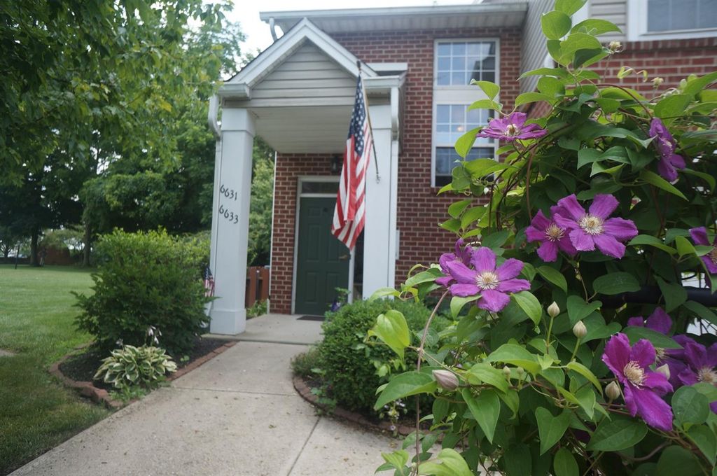 6631 Washington Cir, Franklin, OH 45005