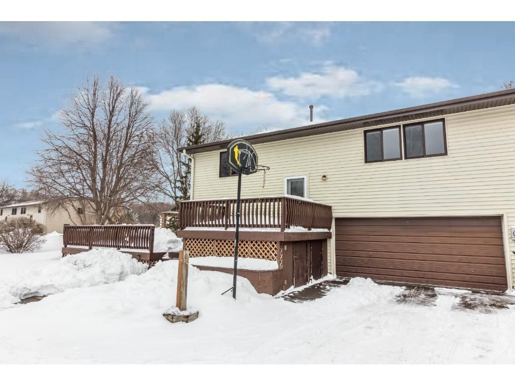 9942 Cord St NE, Circle Pines, MN 2 Bed, 2 Bath Townhouse 19 Photos