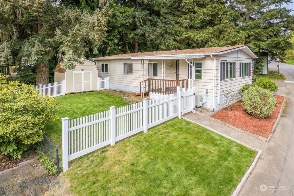 3060 NE McWilliams Road UNIT 65, Bremerton, WA 98311 MLS 2225025