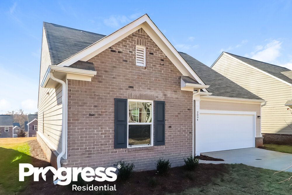 2094 Theberton Trl, Locust Grove, GA 30248