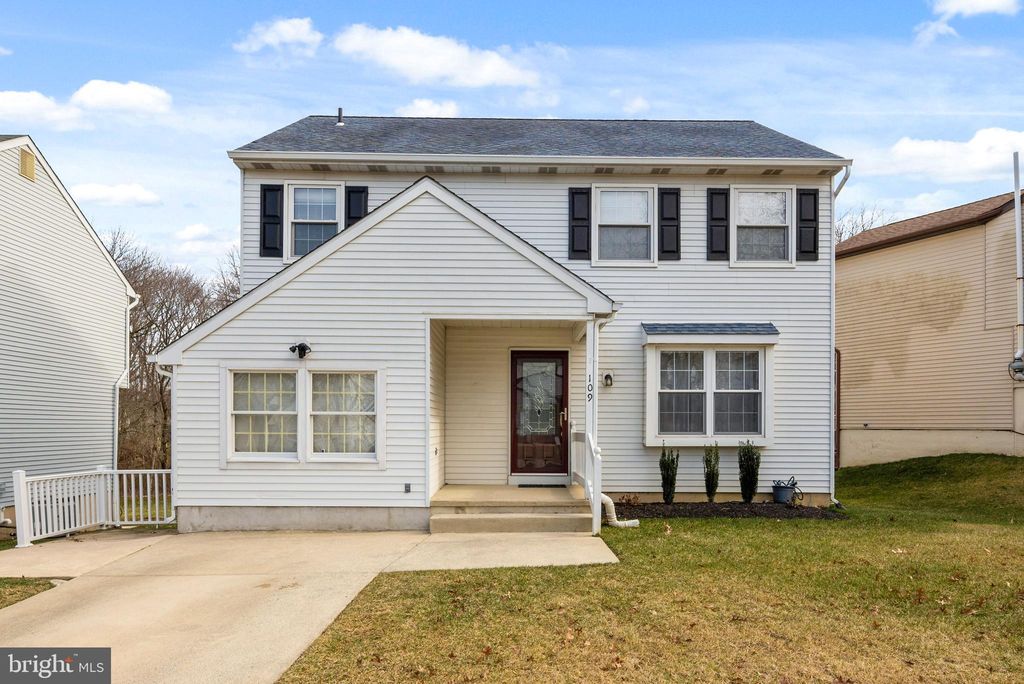 109 Cuffys Ln, Cherry Hill, NJ 08003