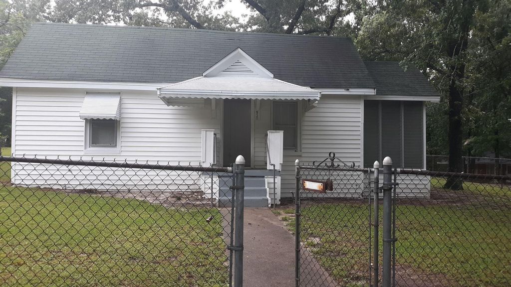 930 Vernon Ct, Columbia, SC 29203