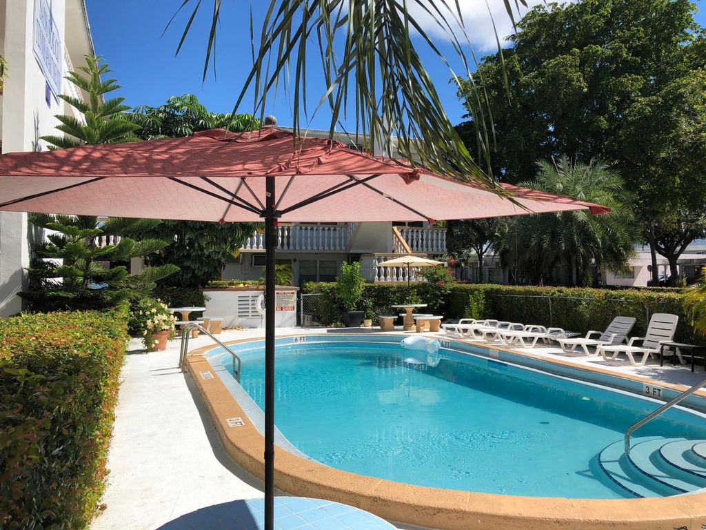 1745 Sans Souci Blvd, Miami, FL 33181