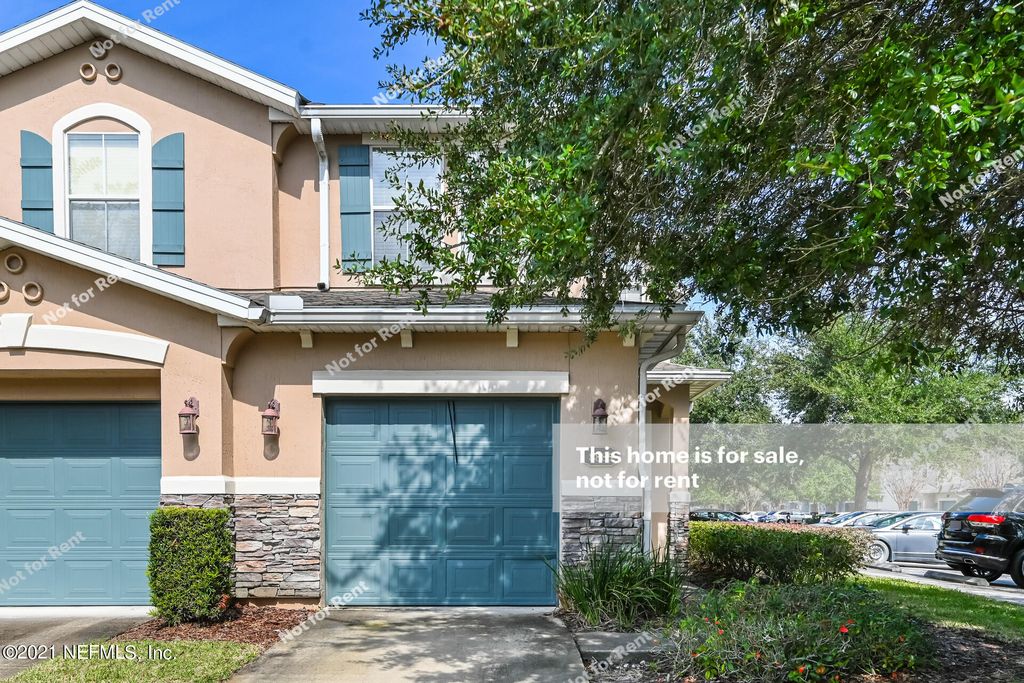 8885 Grassy Bluff Dr, Jacksonville, FL 32216