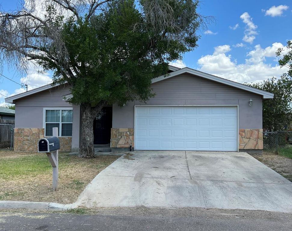 1304 Paseo Dr, Eagle Pass, TX 78852 Trulia