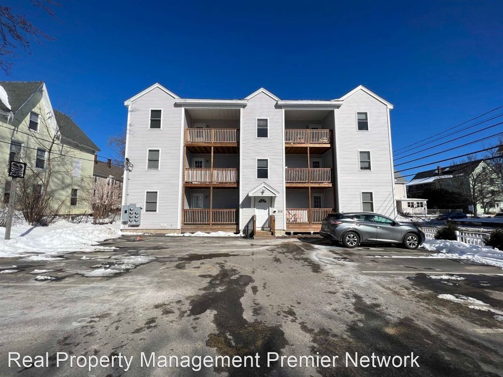213 Green St #2, Manchester, NH 03103