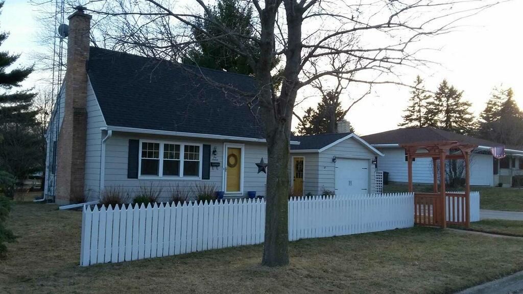 1016 Logan St, Lake Geneva, WI 53147
