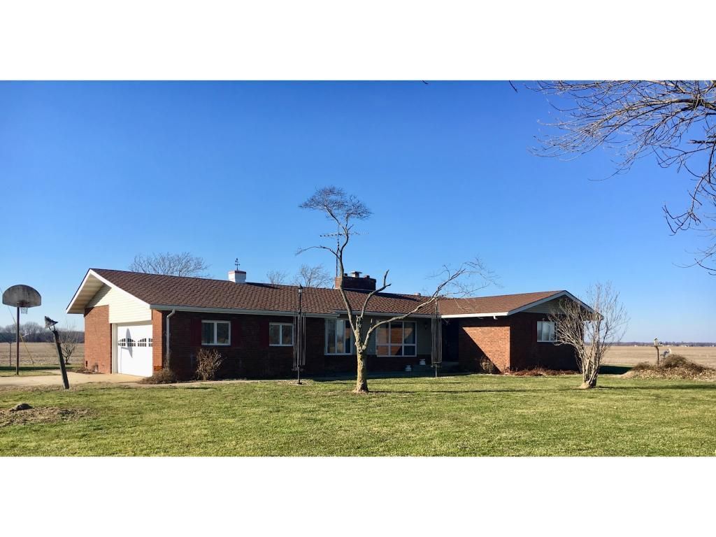 13048 N Ste Hwy 130, Newton, IL 62448 3 Bed, 2 Bath SingleFamily