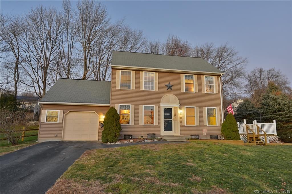 22 Bartlett Meadow Dr, Killingly, CT 3 Bed, 2 Bath SingleFamily Home