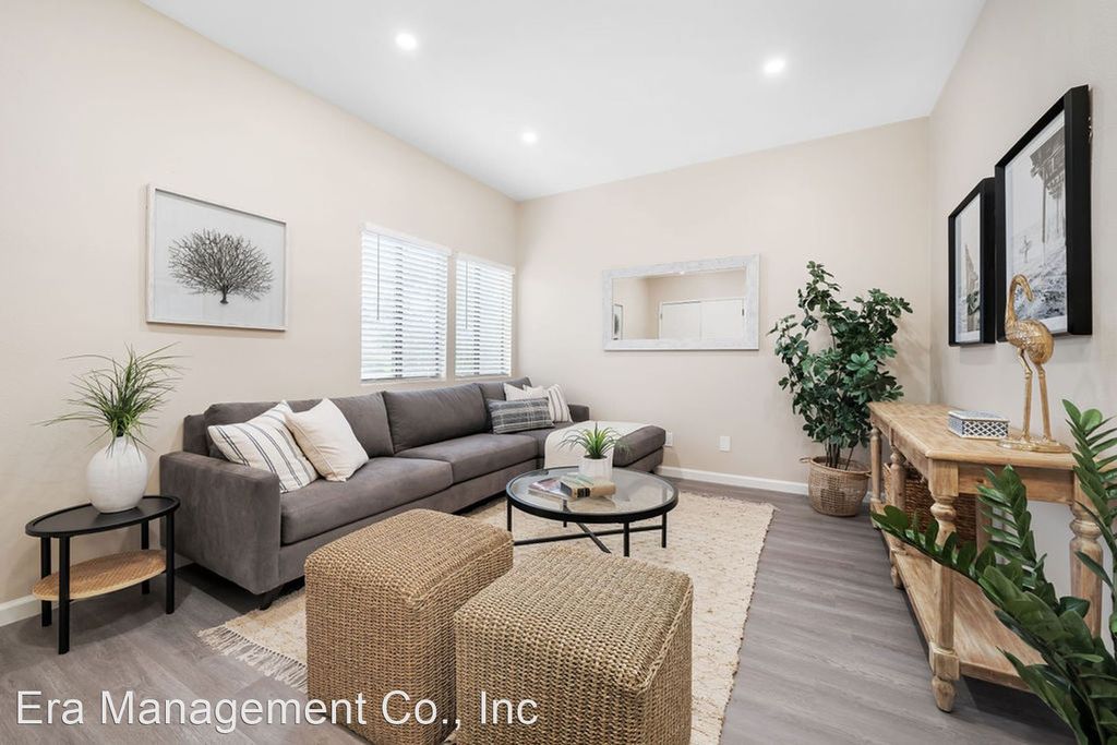 200 San Luis St #22, Avila Beach, CA 93424