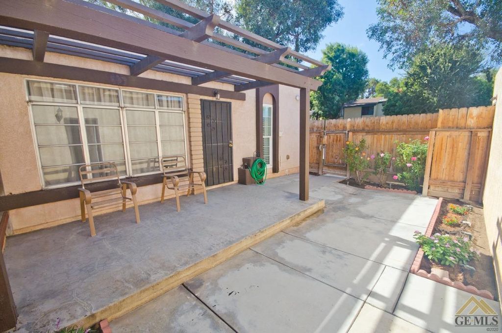 3612 Sampson Ct #B, Bakersfield, CA 93309
