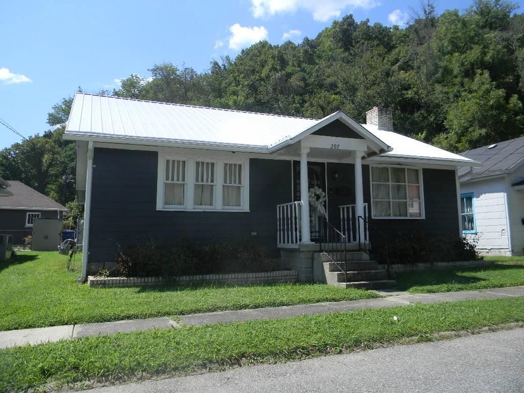207 Stafford St, Paintsville, KY 41240 Trulia