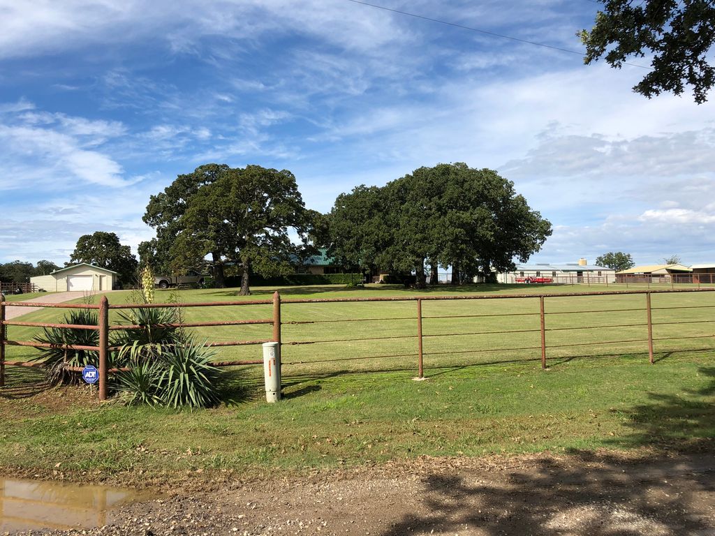 1823 Quail Hill Rd, Whitesboro, TX 76273 Trulia