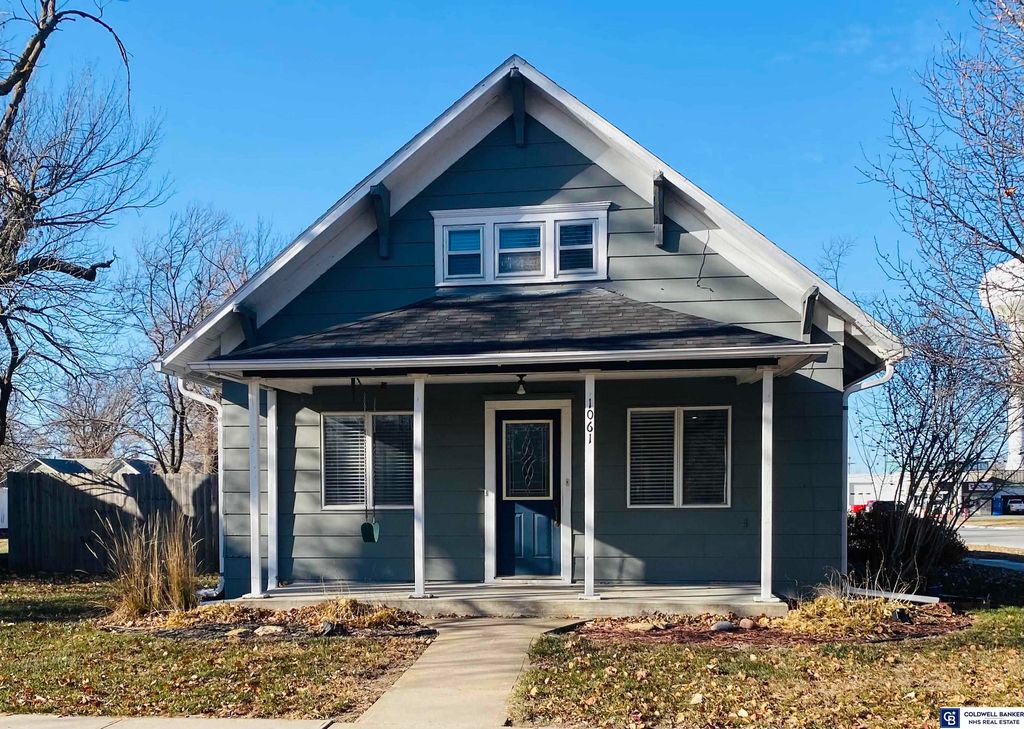 1061 15th St, Henderson, NE 68371