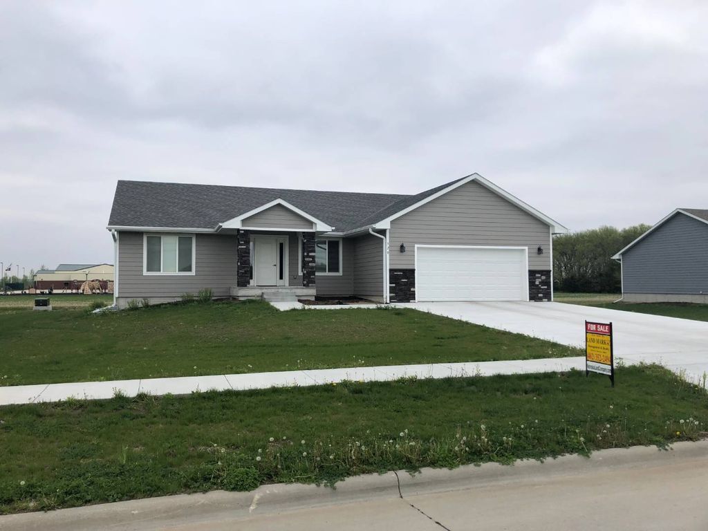 320 W 22nd St, Schuyler, NE 68661 Trulia