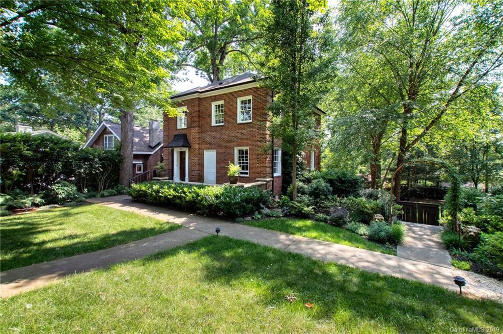 125 Tacoma Cir, Asheville, NC 28801