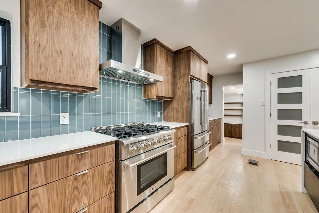 9766 Maplehill Dr, Dallas, TX 75238