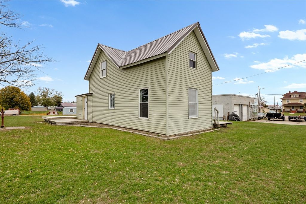 204 US Highway 30, Stanwood, IA 52337 Trulia