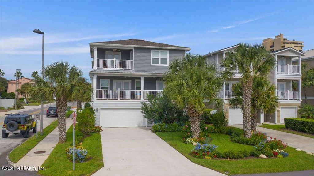 1371 2nd St S, Jacksonville Beach, FL 32250