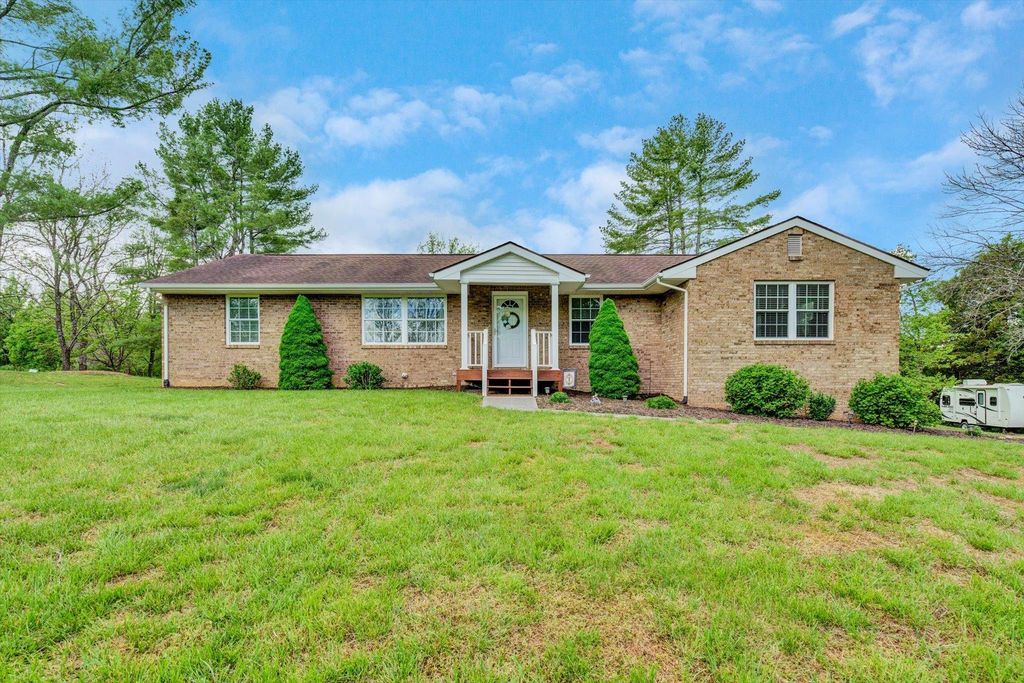 2167 Shavers Farm Rd, Fincastle, VA 24090 Trulia