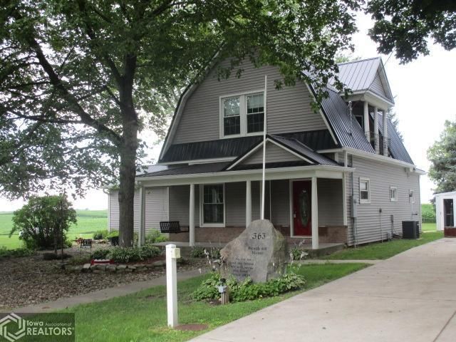 363 S 4th St, Ollie, IA 52576