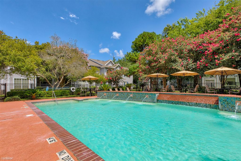 4630 Collier St, Beaumont, TX 77706