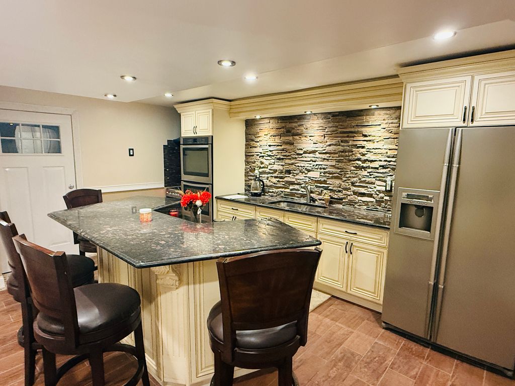 Address Not Disclosed, Farmingdale, NY 11735