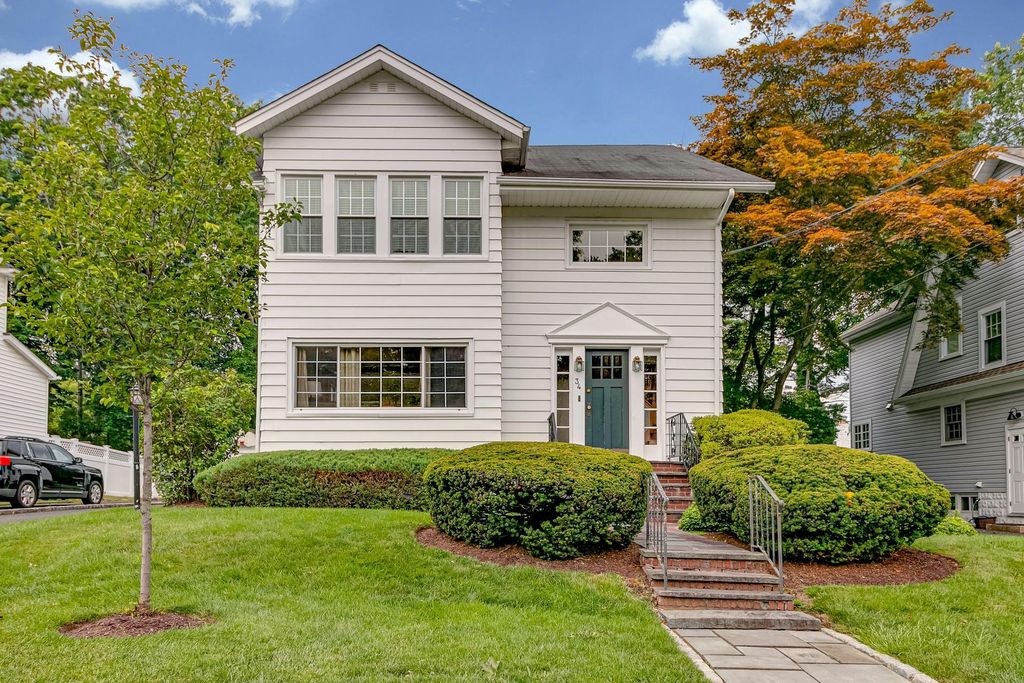 34 Fairview Ave #2, Summit, NJ 07901