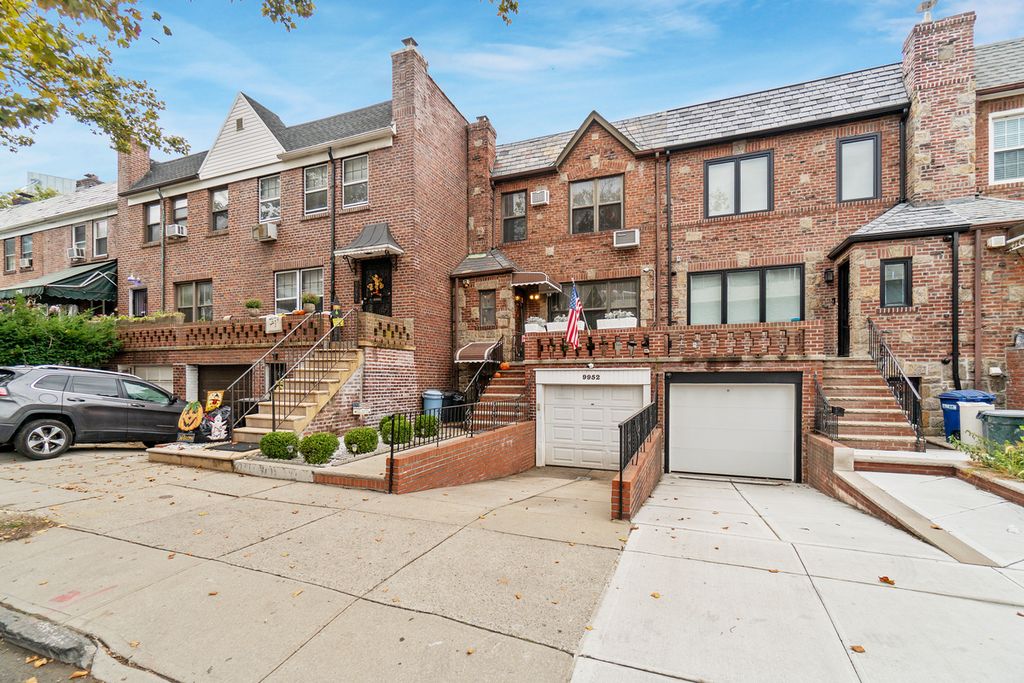 9952 Fort Hamilton Pkwy, Brooklyn, NY 11209 3 Bed, 3 Bath Single