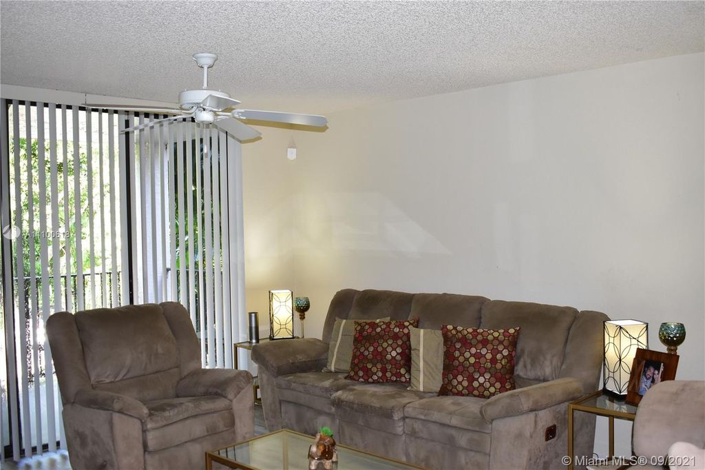 10161 W Sunrise Blvd #203, Plantation, FL 33322