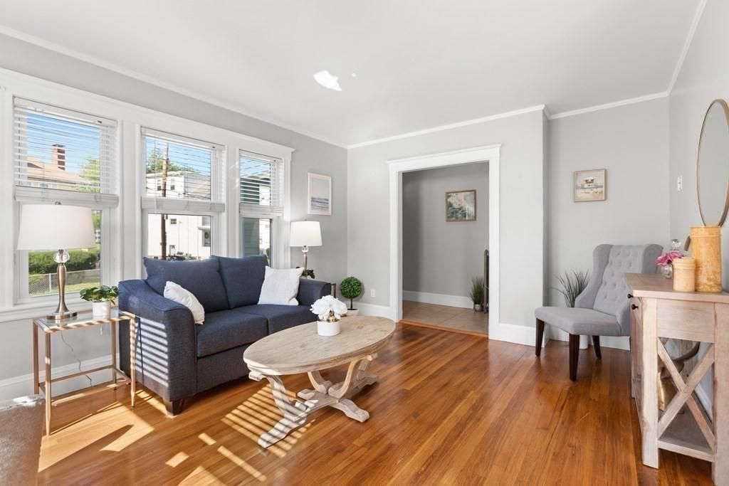 70 Bartlett Ave, Belmont, MA 02478