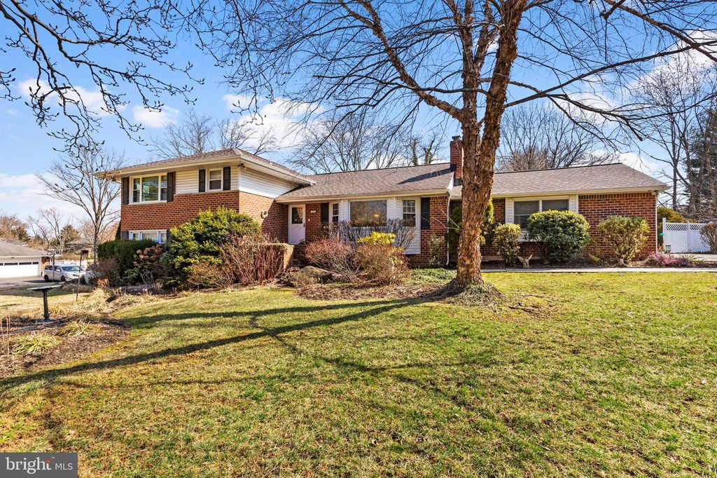 1909 Pot Spring Rd, Lutherville Timonium, MD 21093