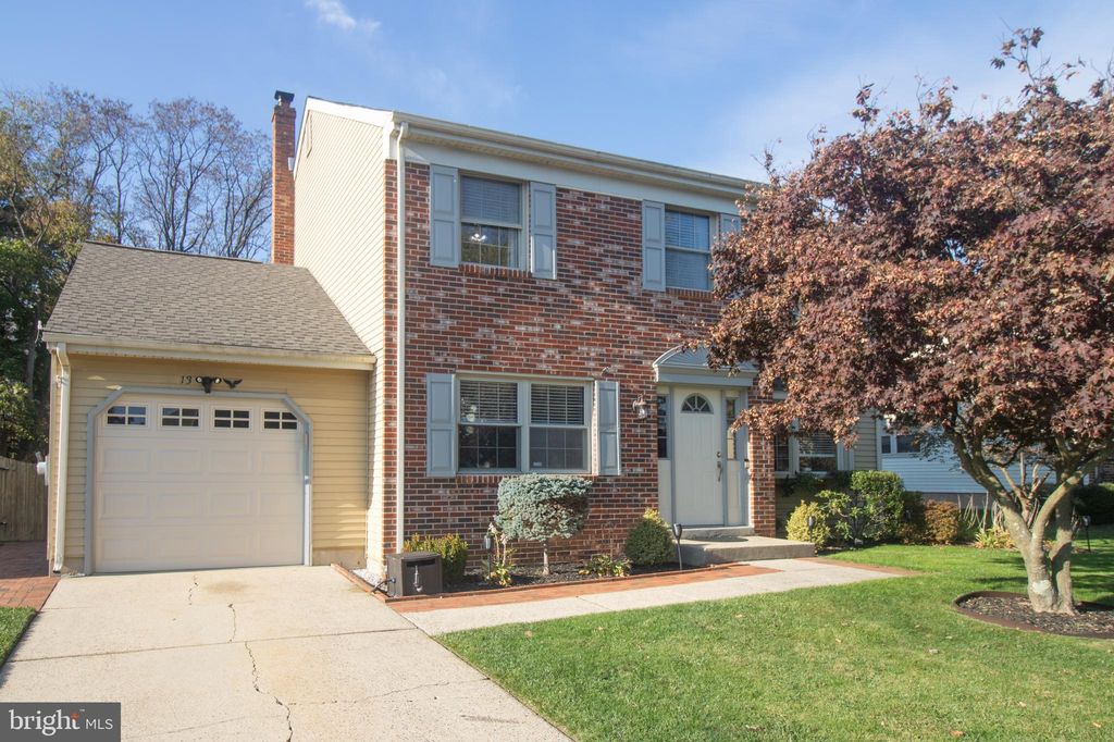 13 Stratford Ln, Mount Laurel, NJ 08054 Trulia