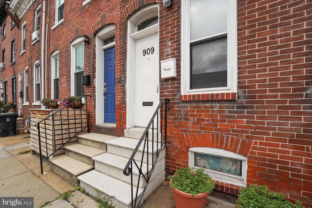 909 N Church St, Wilmington, DE 19801