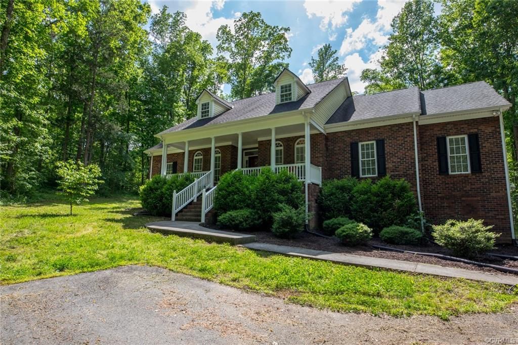 10880 Redfield Dr, Amelia Court House, VA 3 Bed, 2 Bath SingleFamily