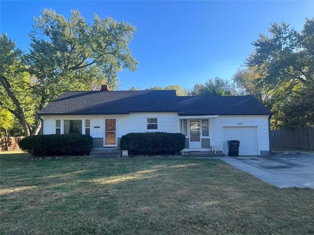 2105 Dakota St, Leavenworth, KS 66048 Trulia