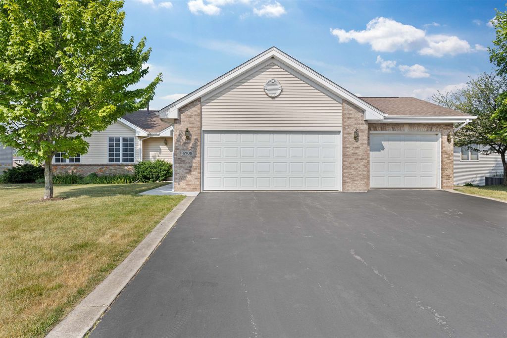 4709 Lindbloom Ln, Cherry Valley, IL 61016 Trulia