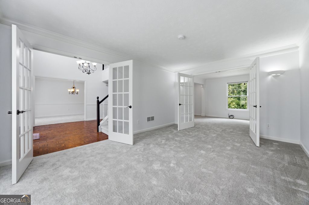 Photo 7 of 4288 Millhouse Ln