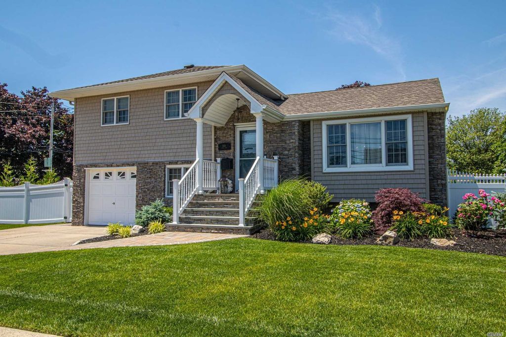 816 Pease Ln, West Islip, NY 11795 Trulia