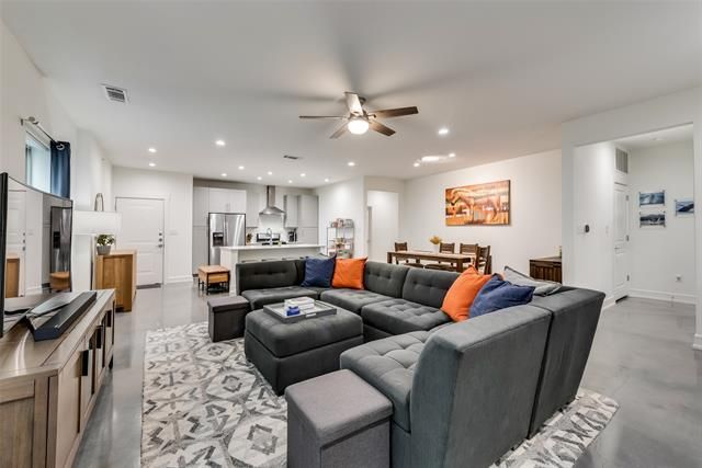 5714 McCommas Blvd #102, Dallas, TX 75206