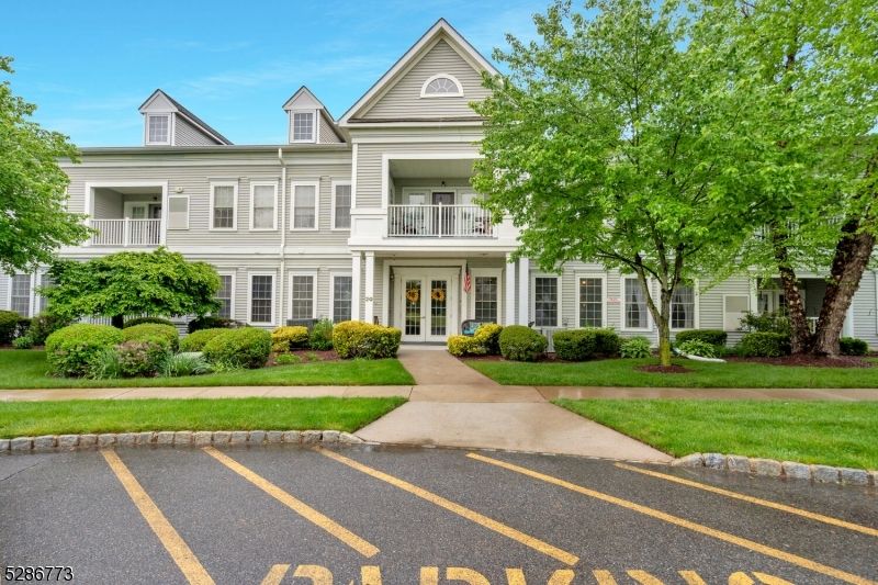 2018 Brookfield Glen Dr UNIT 18, Belvidere, NJ 07823 Condo for Sale