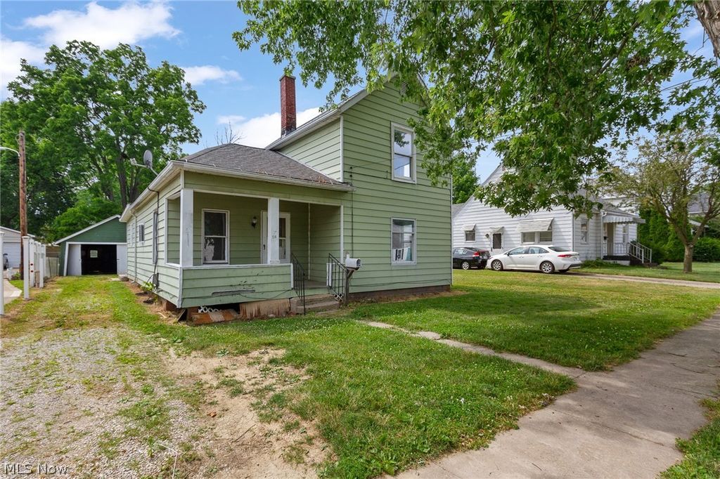 16 4th St, Shelby, OH 44875