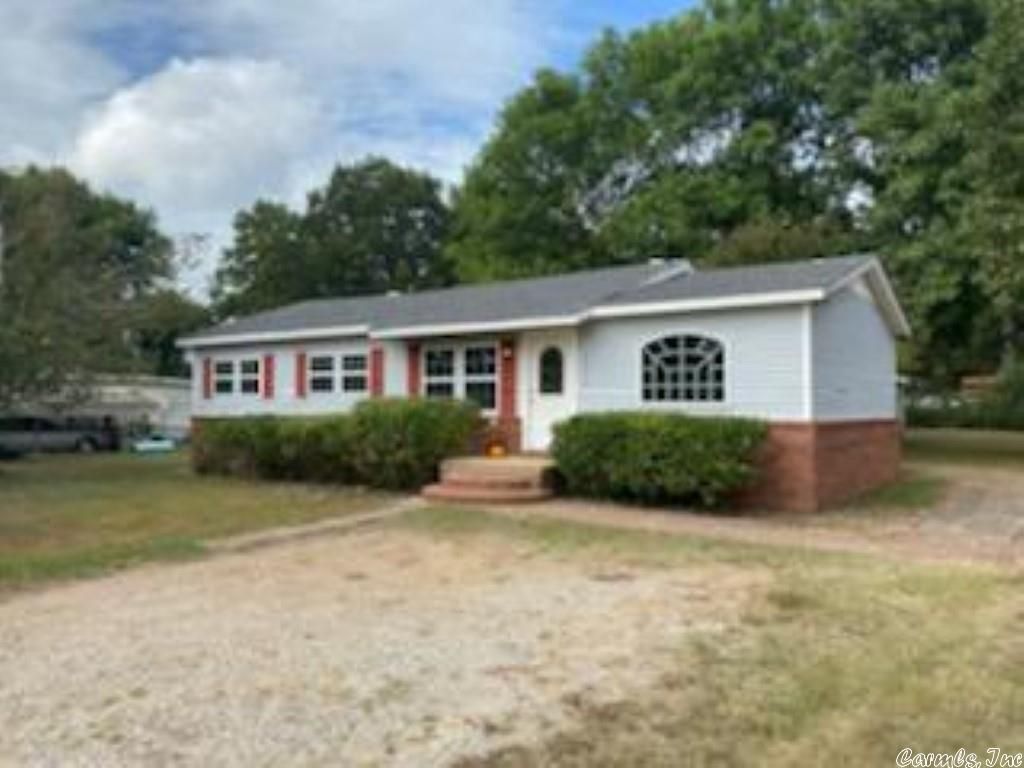 3213 Willow Rd, Jonesboro, AR 72404