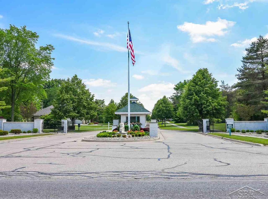 53 E Grove Ct, Freeland, MI 48623 MLS 50095962 Trulia