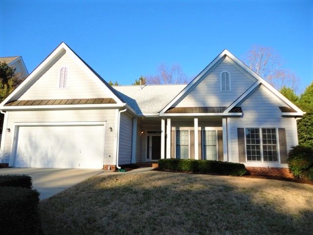 102 Selsey Dr, Wake Forest, NC 27587
