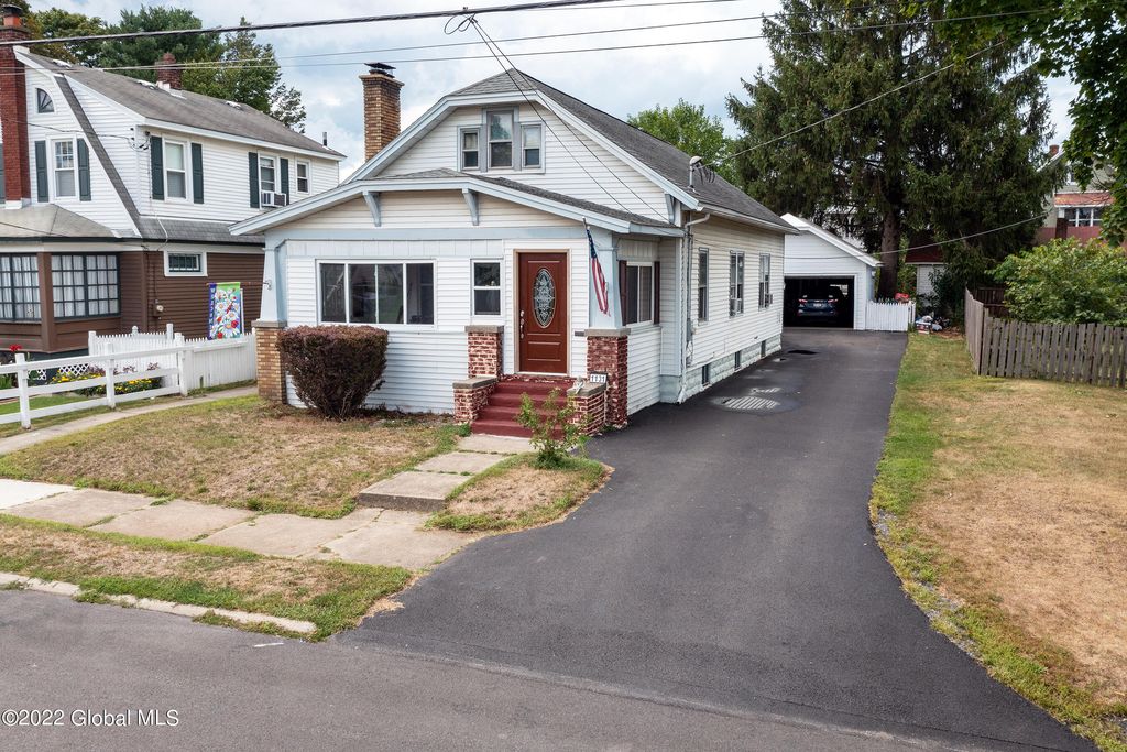 1131 Earl Avenue, Schenectady, NY 12309 Trulia