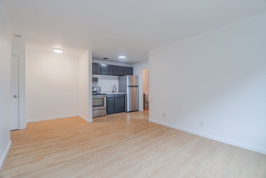 18235 Detroit Ave, Lakewood, OH 44107 Trulia