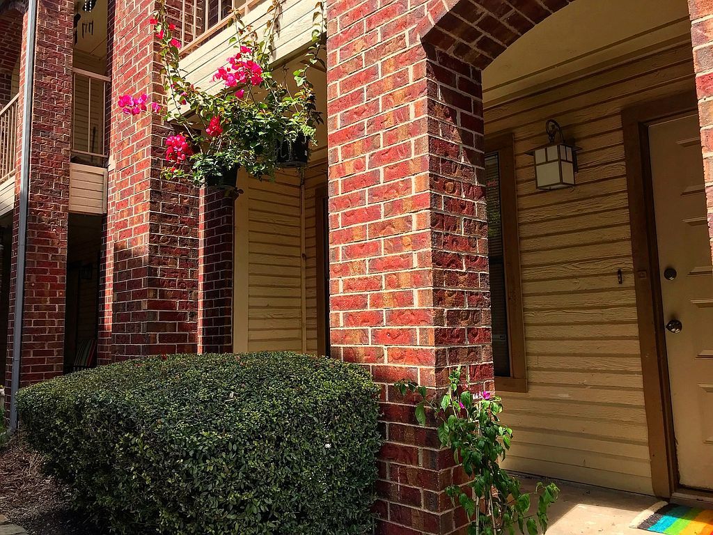 3261 Donnelly Cir #706, Fort Worth, TX 76107