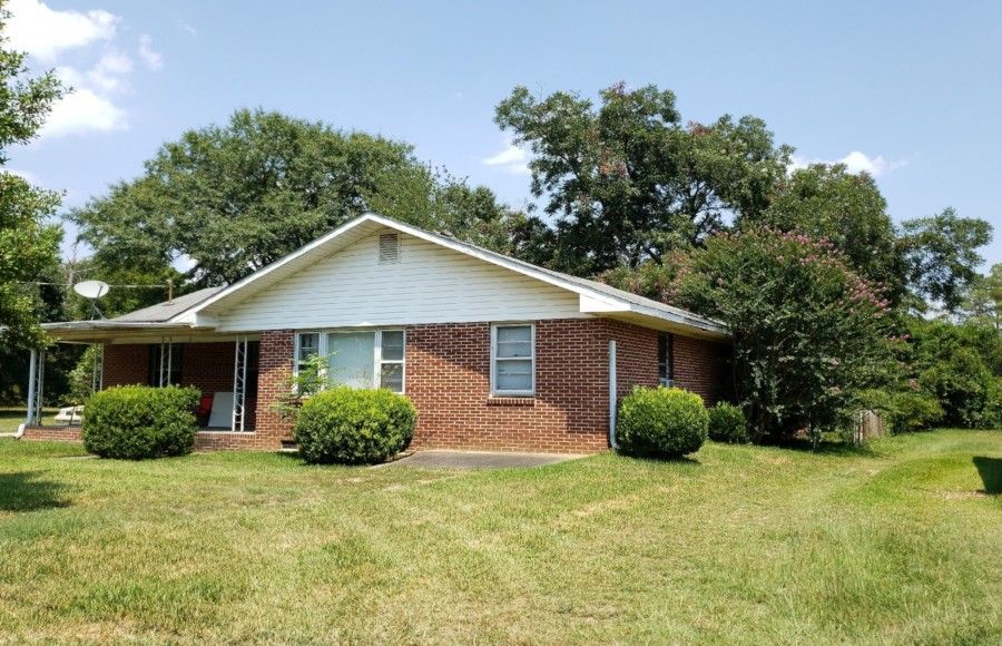 417 Lamar St, Fort Valley, GA 3 Bed, 2 Bath SingleFamily Home 5