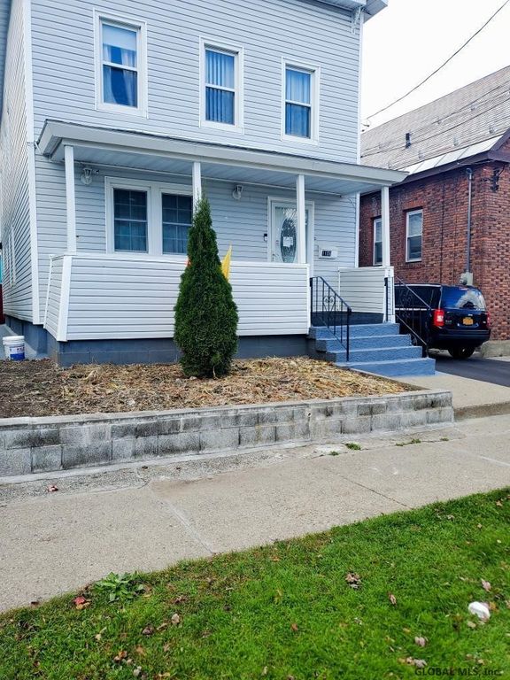 1108 Webster St, Schenectady, NY 12303
